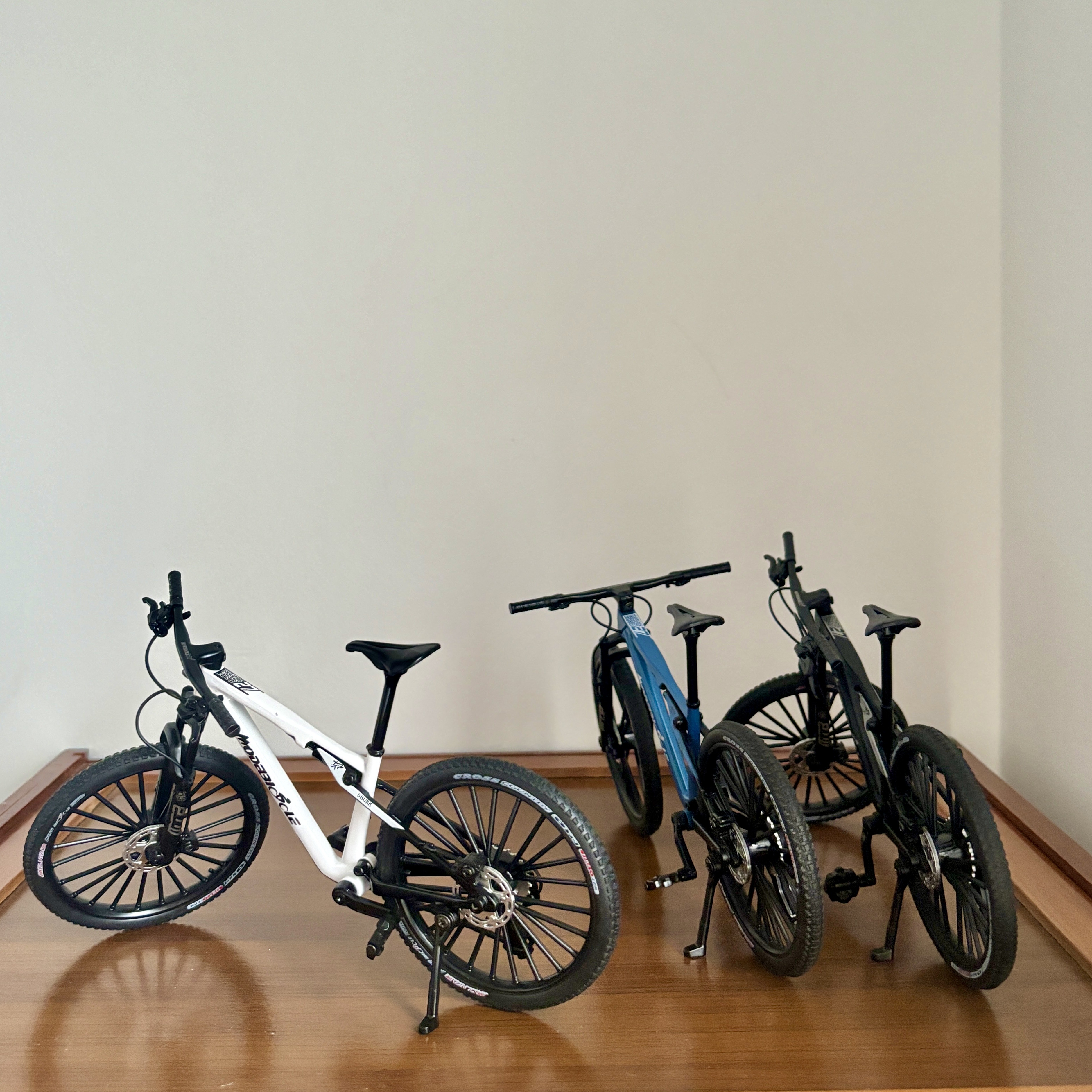1: 8 Mini Model Bicycle Alloy  - Mountain Biking Gifts ulasan dan harga